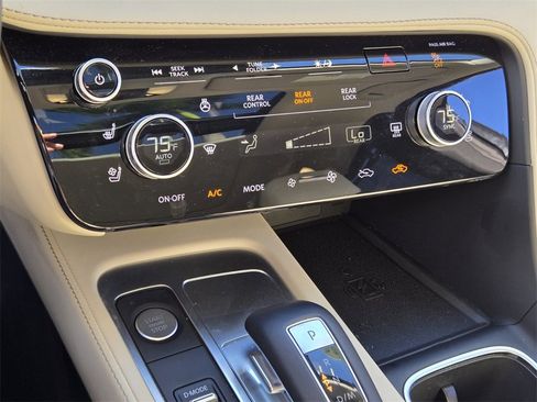 Certified 2025 INFINITI QX60 Luxe w/ Cargo Package image 24