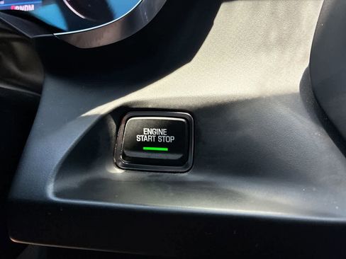 Used 2021 Chevrolet Camaro LT RWD image 16
