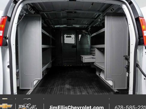 Certified 2025 Chevrolet Express 2500 w/ Driver Convenience Package image 25