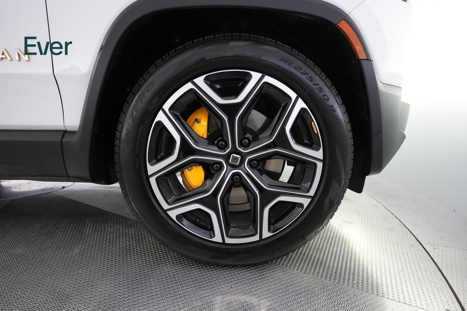 Used 2023 Rivian R1S Adventure Quad AWD/4WD image 20