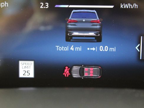 New 2026 BMW X5 xDrive50e image 31