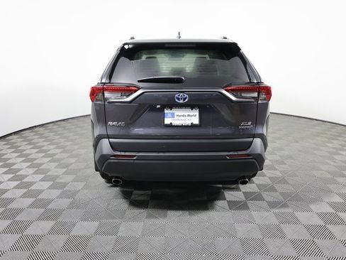 Used 2023 Toyota RAV4 XLE image 6