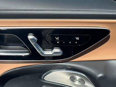 New 2026 Mercedes-Benz E 350 4MATIC Sedan image 11