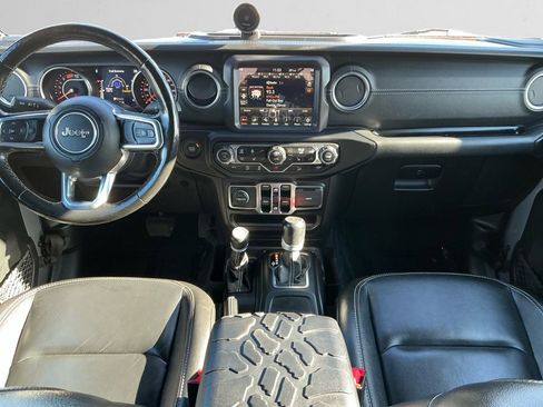 Used 2020 Jeep Wrangler Unlimited Sahara image 10