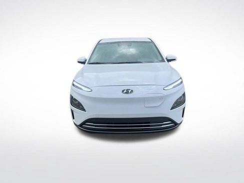 Used 2023 Hyundai Kona SE w/ Cargo Package FWD image 8