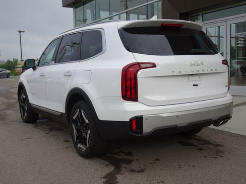 Used 2024 Kia Telluride S w/ S Sunroof Package AWD/4WD image 3