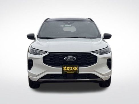 Used 2024 Ford Escape ST-Line w/ Tech Pack #1 AWD/4WD image 41