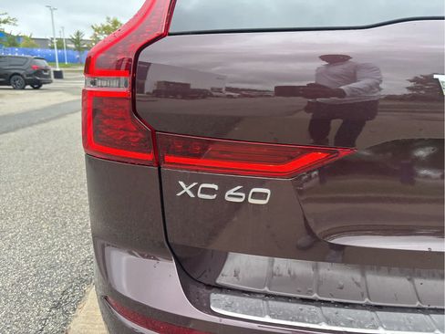 Used 2026 Volvo XC60 B5 Plus w/ Protection Package Premier AWD/4WD image 10