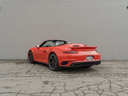 Certified 2019 Porsche 911 Turbo image 3