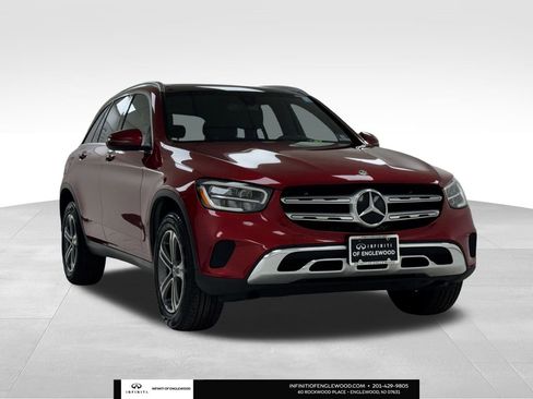 Used 2020 Mercedes-Benz GLC 300 4MATIC image 1