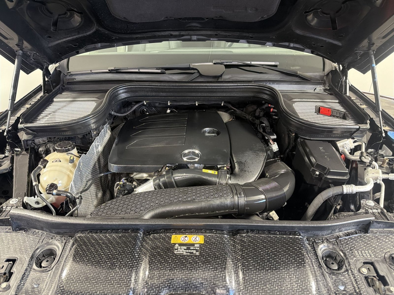 Used 2020 Mercedes-Benz GLE 350 4MATIC image 28
