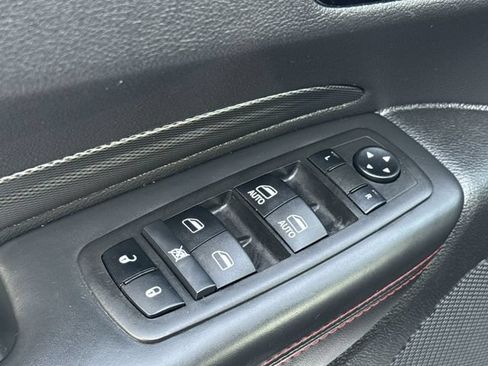 Used 2024 Dodge Durango GT RWD image 18