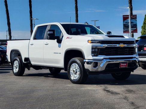 New 2026 Chevrolet Silverado 2500 LT image 32