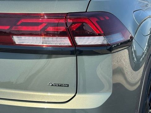 New 2026 Volkswagen Atlas Cross Sport SEL R-Line AWD/4WD image 16