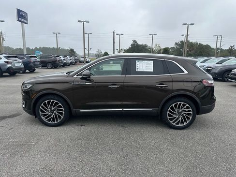 Used 2020 Lincoln Nautilus Reserve image 12