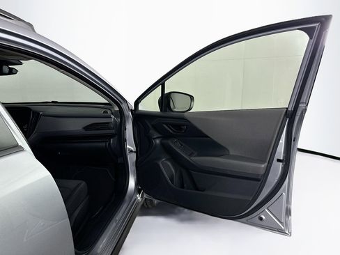 Used 2024 Subaru Crosstrek 2.0i Premium image 31