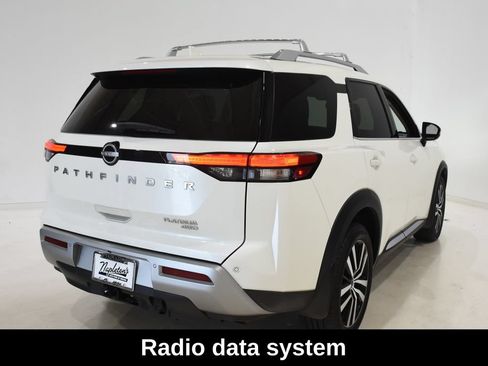 Used 2024 Nissan Pathfinder Platinum AWD/4WD image 5