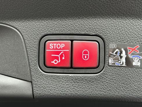 New 2026 Mercedes-Benz GLE 450 4MATIC Coupe image 25