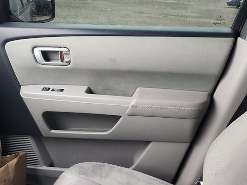 Used 2015 Honda Pilot EX image 29