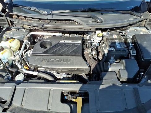 Used 2023 Nissan Rogue SV image 38