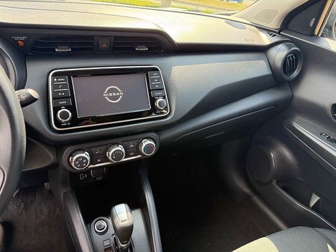 Used 2024 Nissan Kicks S FWD image 21