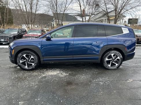 New 2026 Hyundai Ioniq 9 SE image 2