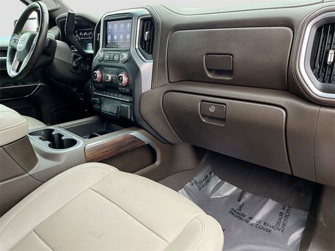 Used 2022 GMC Sierra 1500 SLT w/ SLT Premium Package image 24
