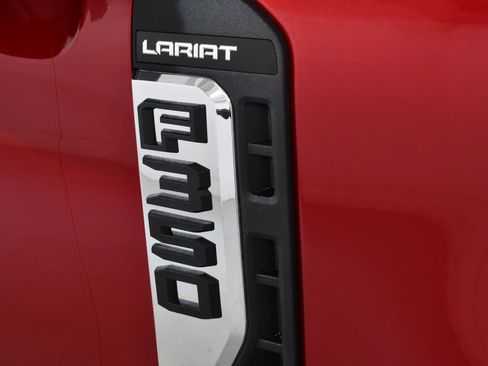 New 2026 Ford F350 Lariat w/ Lariat Premium Package image 21