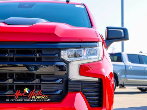 Used 2023 Chevrolet Silverado 1500 LT Trail Boss w/ Protection Package image 5