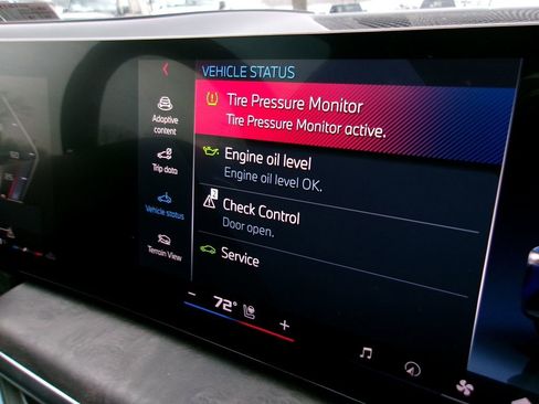 Used 2024 BMW X7 M60i w/ Executive Package image 35