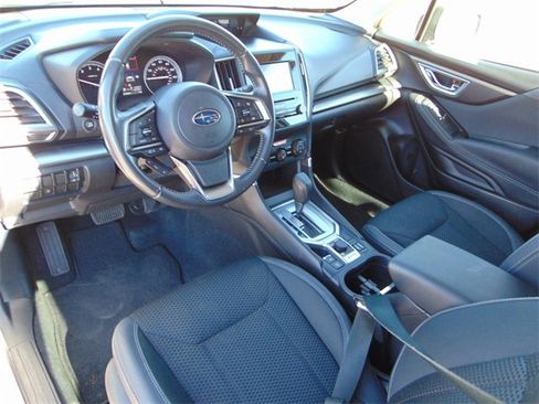 Used 2020 Subaru Forester Premium image 11