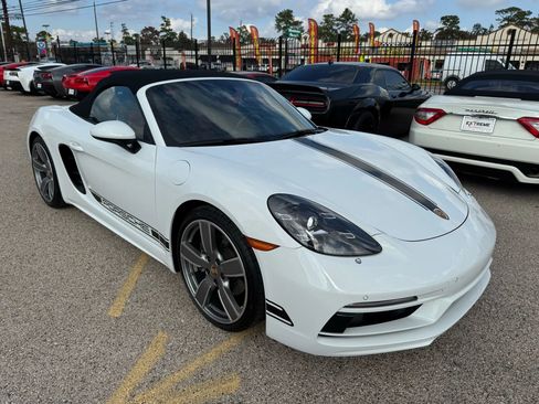 Used 2024 Porsche 718 Boxster w/ Sportdesign Package image 51