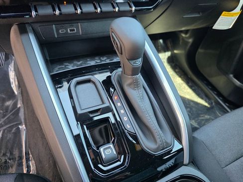 New 2026 Chevrolet Colorado W/T w/ WT Custom Package image 14