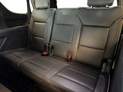Used 2021 GMC Yukon SLT AWD/4WD image 16