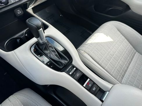 Certified 2024 Honda HR-V LX image 25