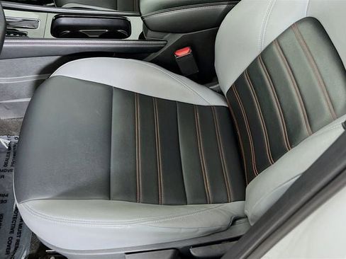 Certified 2023 Nissan Kicks SR w/ SR Premium Package image 19