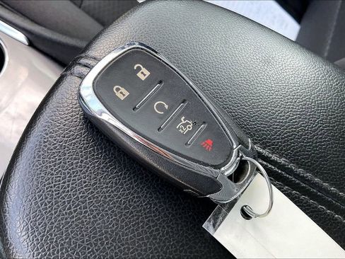 Used 2024 Chevrolet Malibu LT FWD image 10