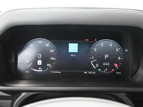New 2026 Land Rover Defender 110 X-Dynamic SE AWD/4WD image 16