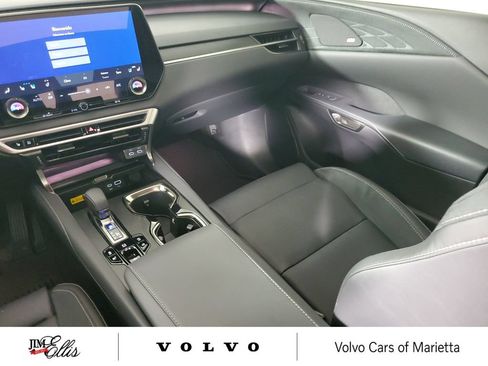 Used 2025 Lexus RX 350 AWD w/ Convenience Package image 18