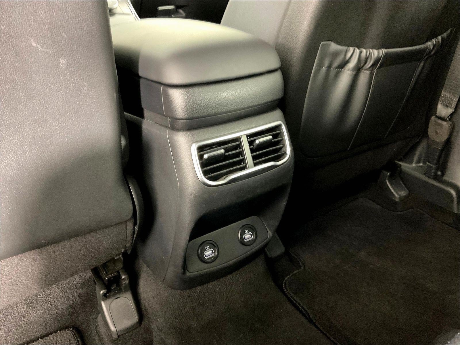 Certified 2023 Hyundai Santa Fe SE FWD image 10