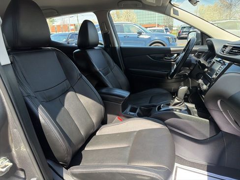Used 2022 Nissan Rogue Sport SL AWD/4WD image 12