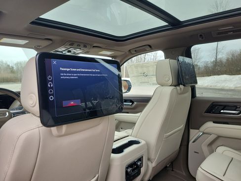 New 2026 GMC Yukon XL Denali AWD/4WD image 27