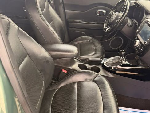 Used 2014 Kia Soul + w/ Primo Package image 24