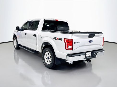 Used 2017 Ford F150 XLT image 9