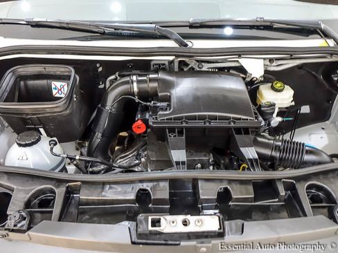 Used 2021 Mercedes-Benz Sprinter 2500 w/ Driver Convenience Package image 20