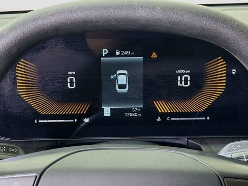 Used 2025 Kia K4 LXS image 15