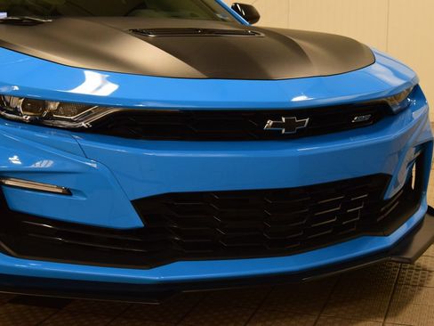 Used 2023 Chevrolet Camaro SS RWD image 14
