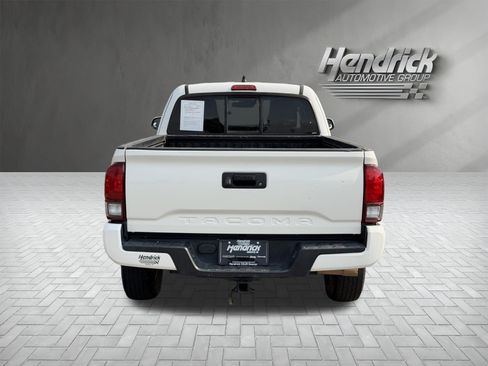 Used 2021 Toyota Tacoma SR w/ SR Convenience Package RWD image 9