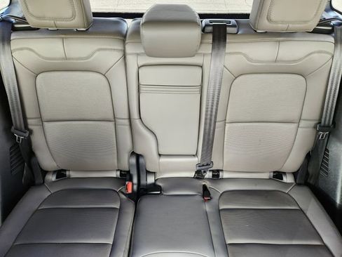 New 2025 Lincoln Corsair Reserve w/ Equipment Group 202A AWD/4WD image 14