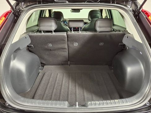 Used 2023 Kia Niro EX Touring image 26